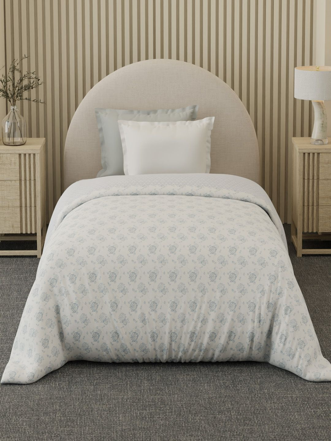 Boutique Living India Blue & White Floral Comforter