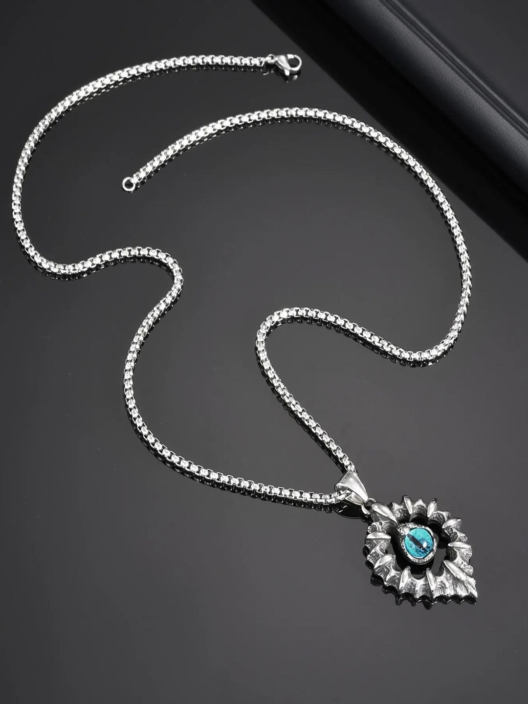 FIMBUL Silver-Plated Gothic Spike Pendant With Chain