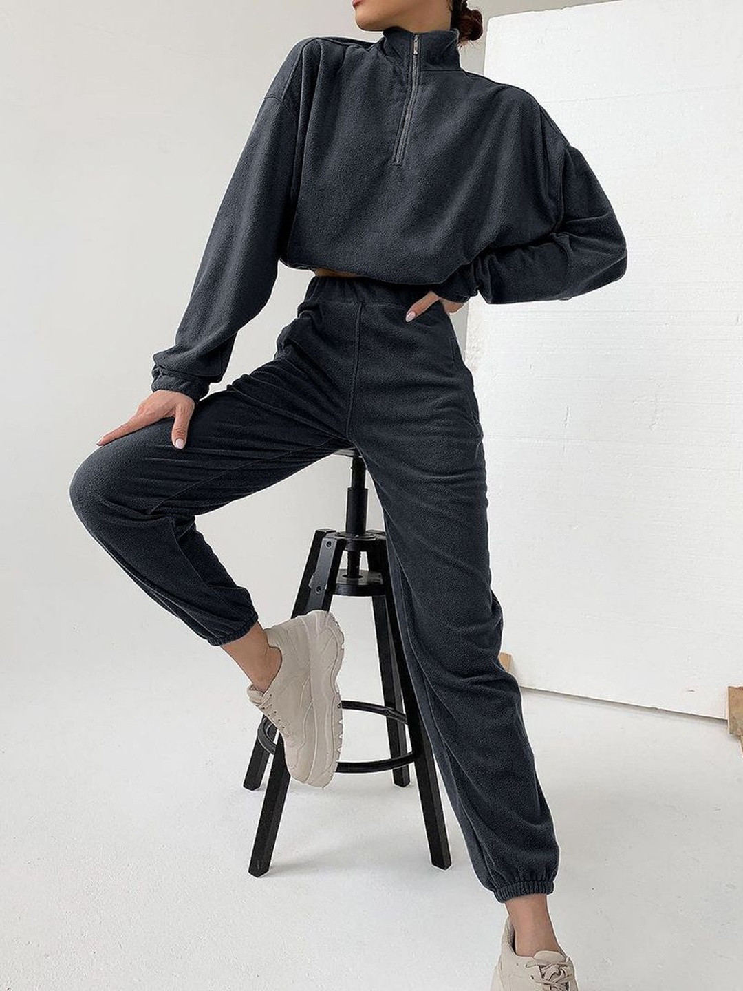 Mast & Harbour Mock Neck Sweatshirt & Joggers Co-Ords