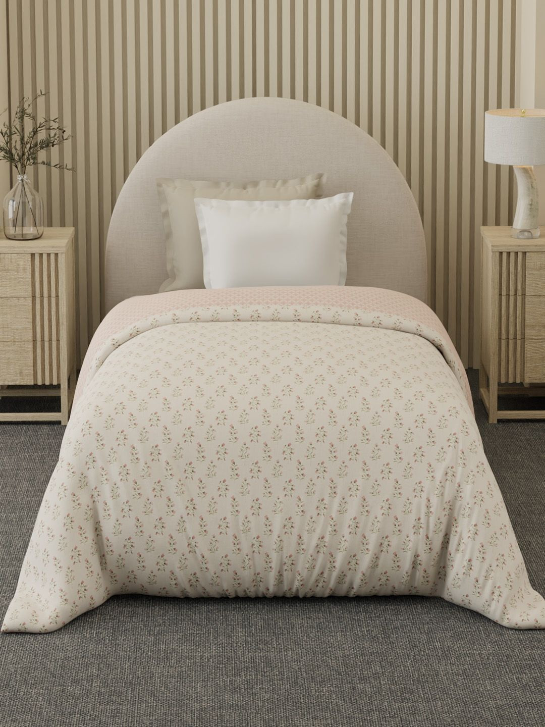 Boutique Living India Pink & Cream-Coloured Floral Comforter