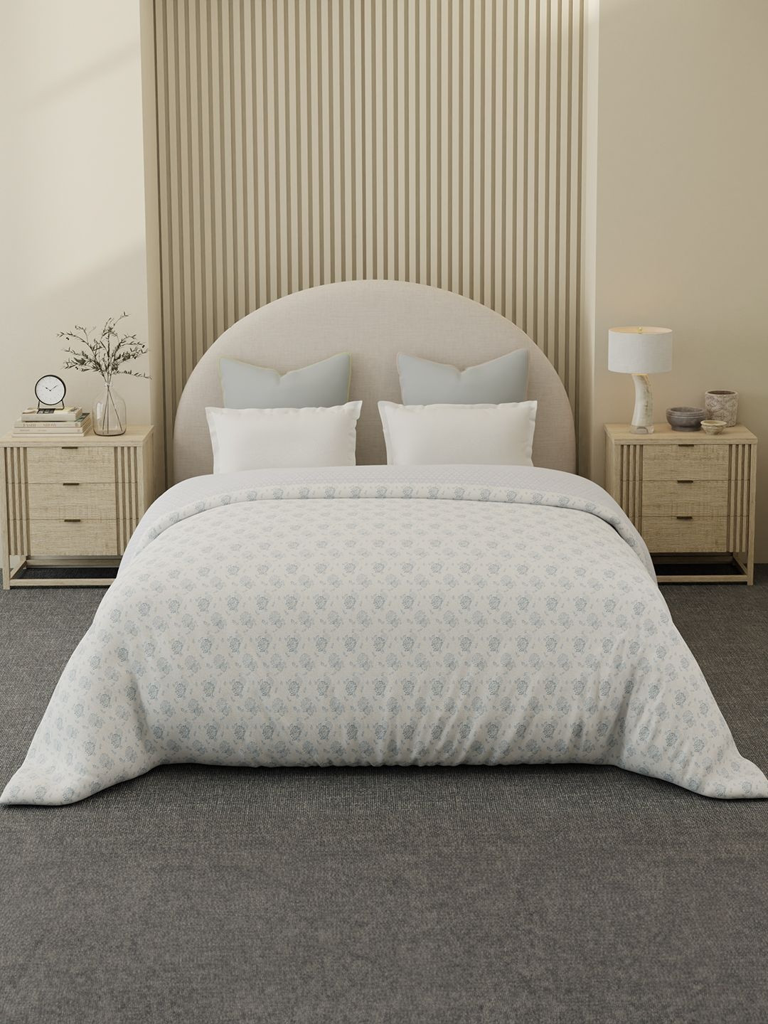 Boutique Living India Blue & White Floral Comforter