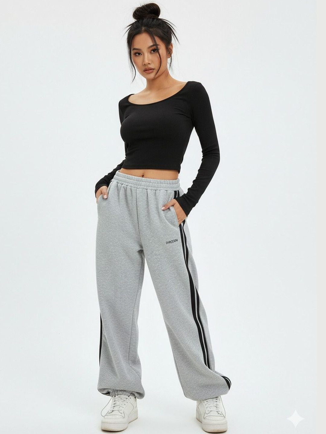 The Roadster Lifestyle Co's Navy Grey Loose Fit Trouser with elastic