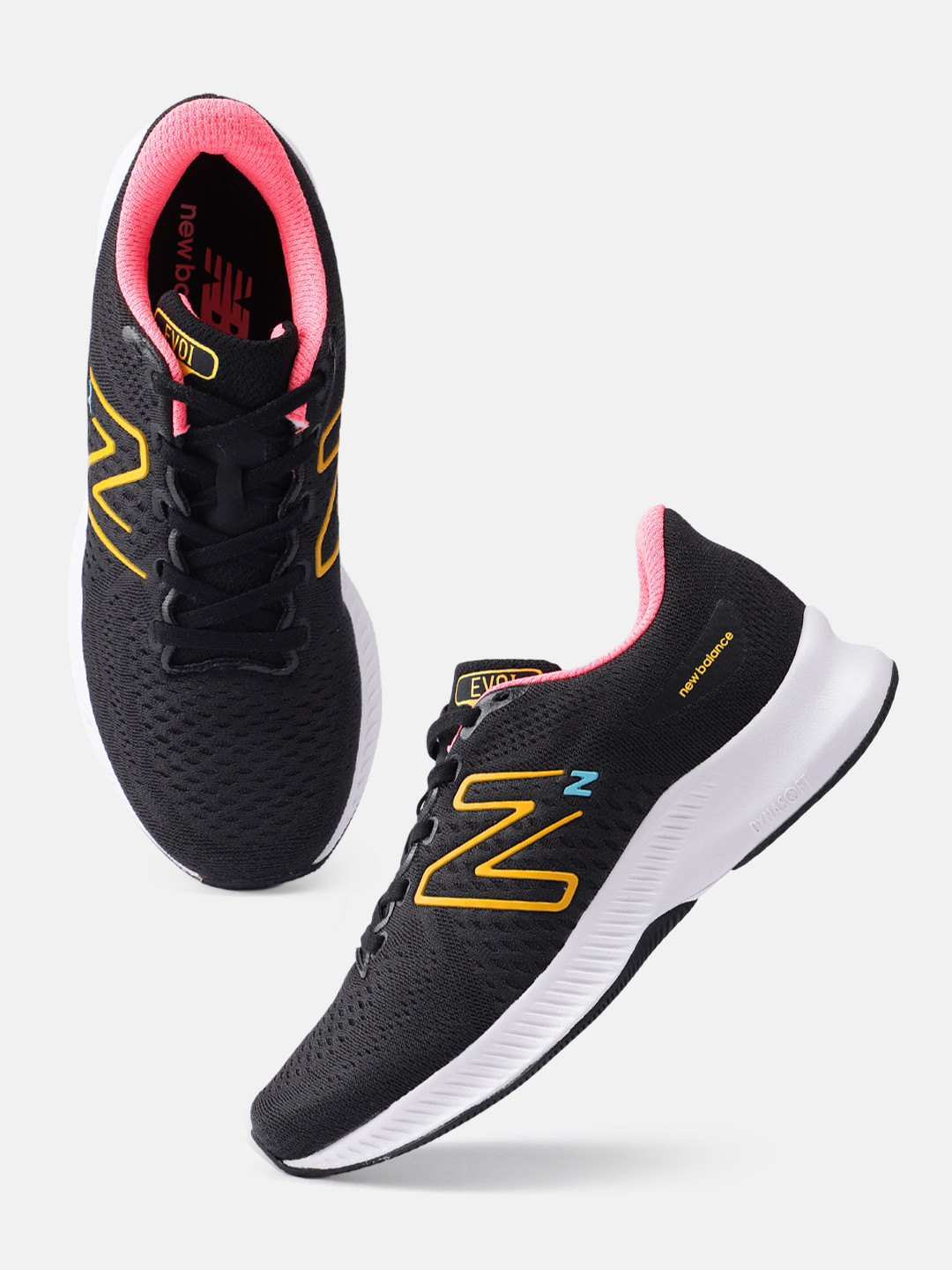 New Balance Women Running Shoes