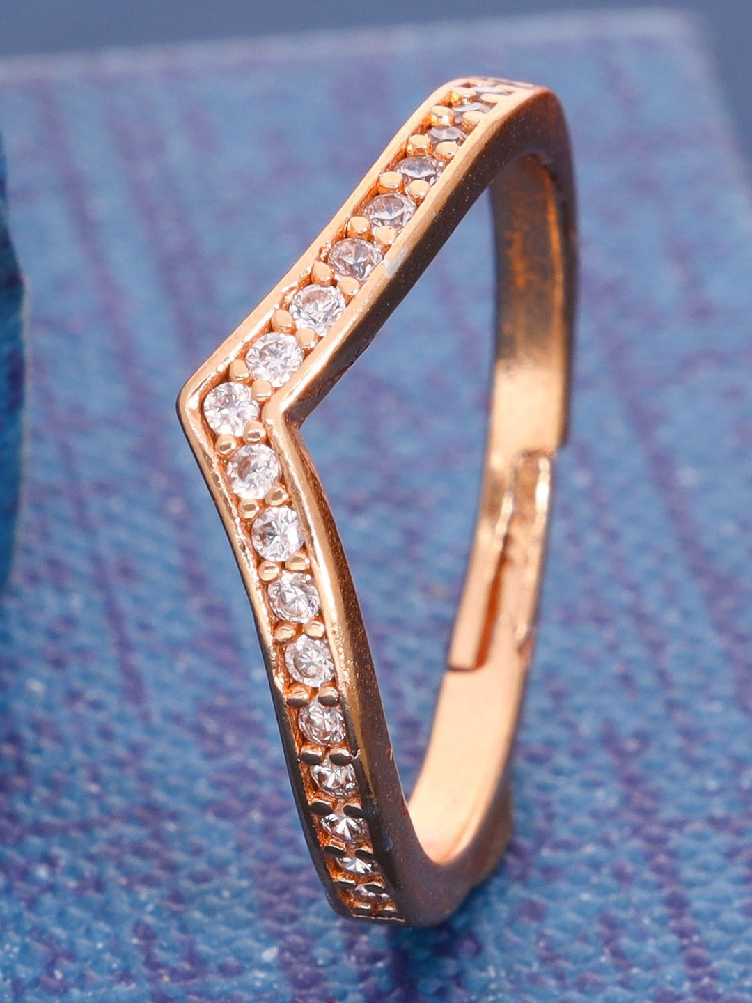 Sangria Stone-Studded Adjustable Finger Ring
