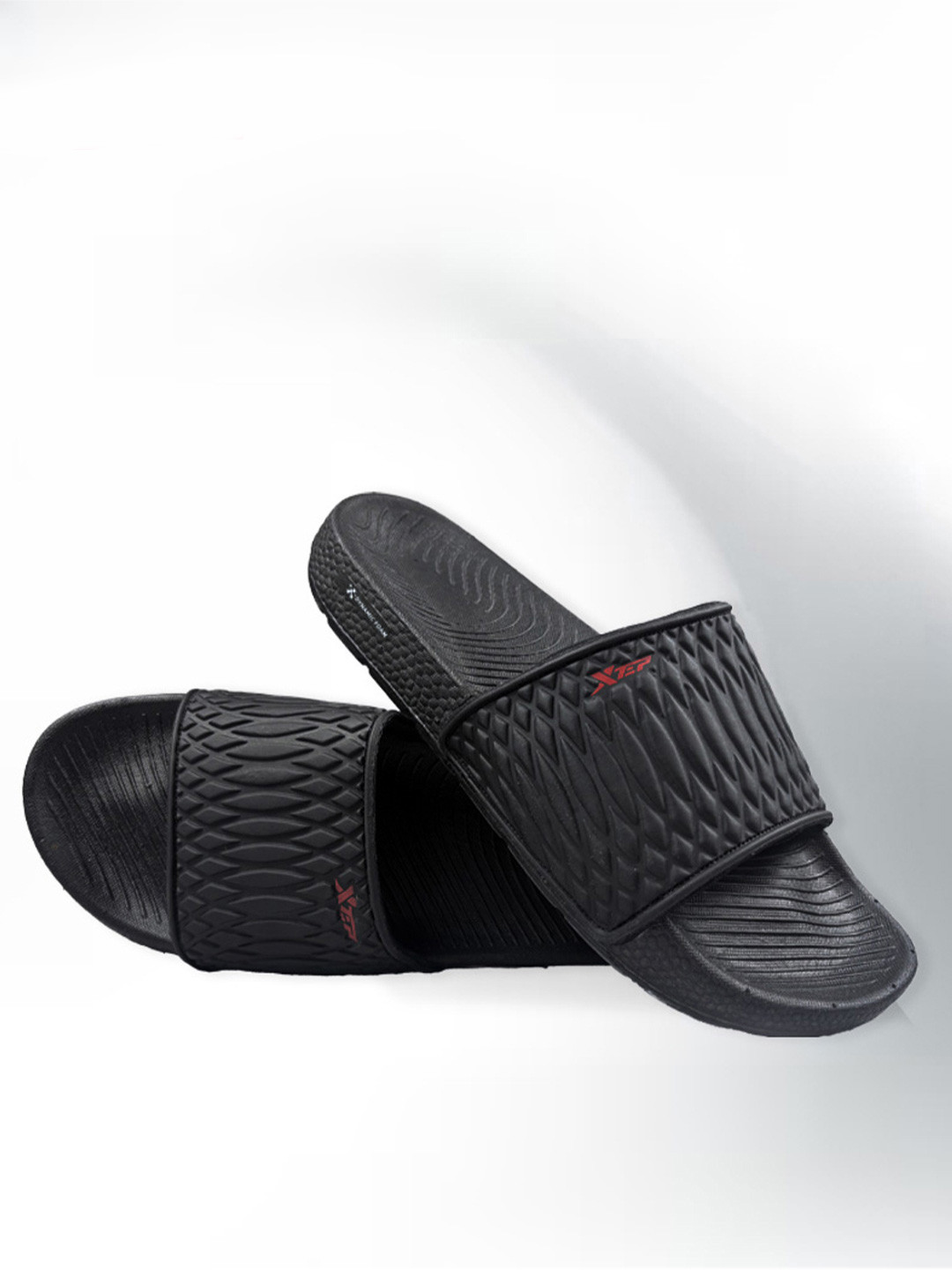 Xtep Men Sliders