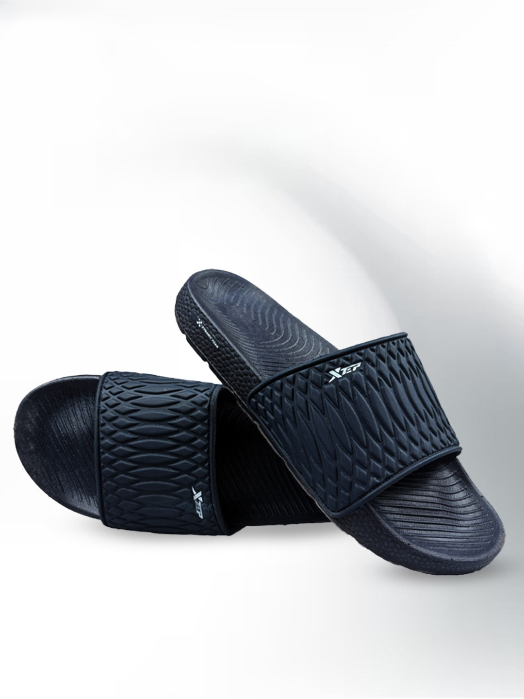 Xtep Men Sliders