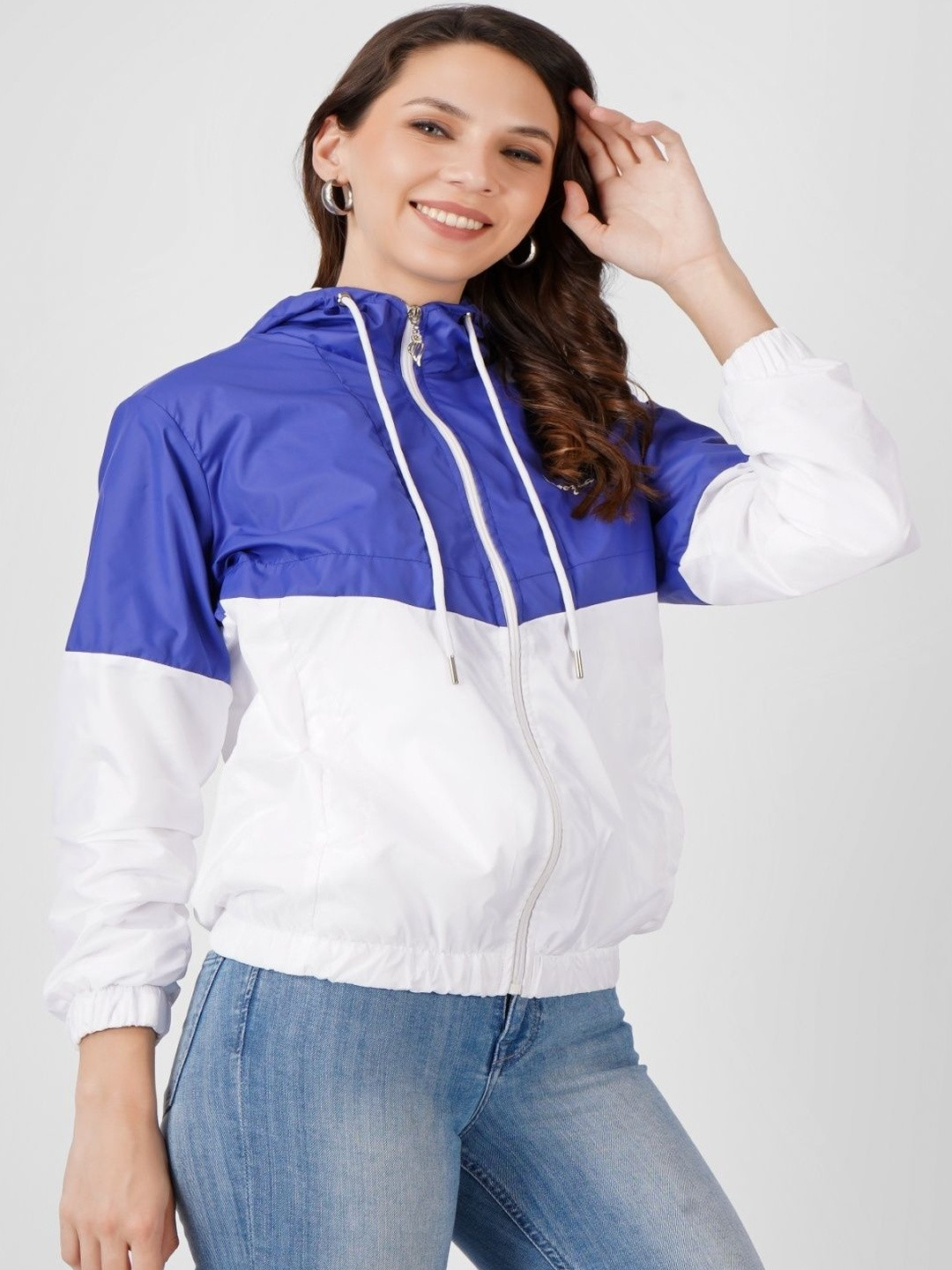 Lavozia Women Brand Logo Colourblocked Lightweight Woven Jacket