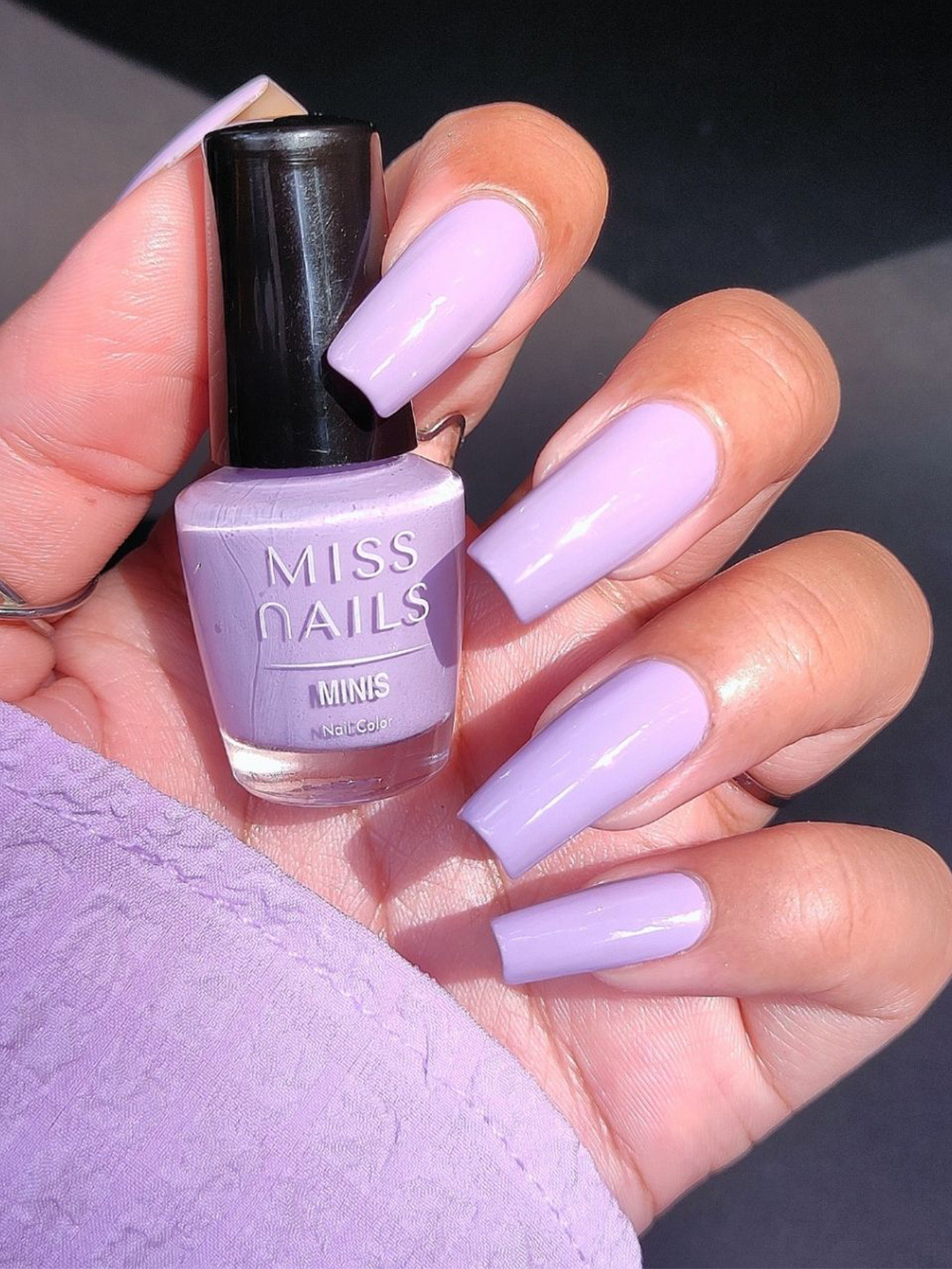 MISS NAILS Minis Long Lasting Nail Polish - 6 ml - Black Current