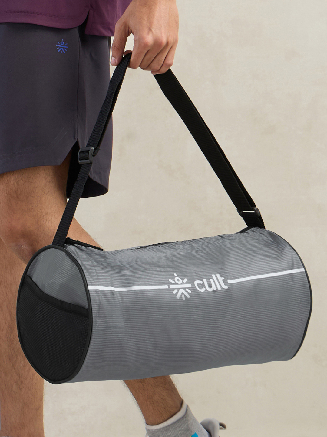 CULT Grey Gym & Sport Duffle Bag Unisex Adjustable Strap Mesh pocket Bag 12 L