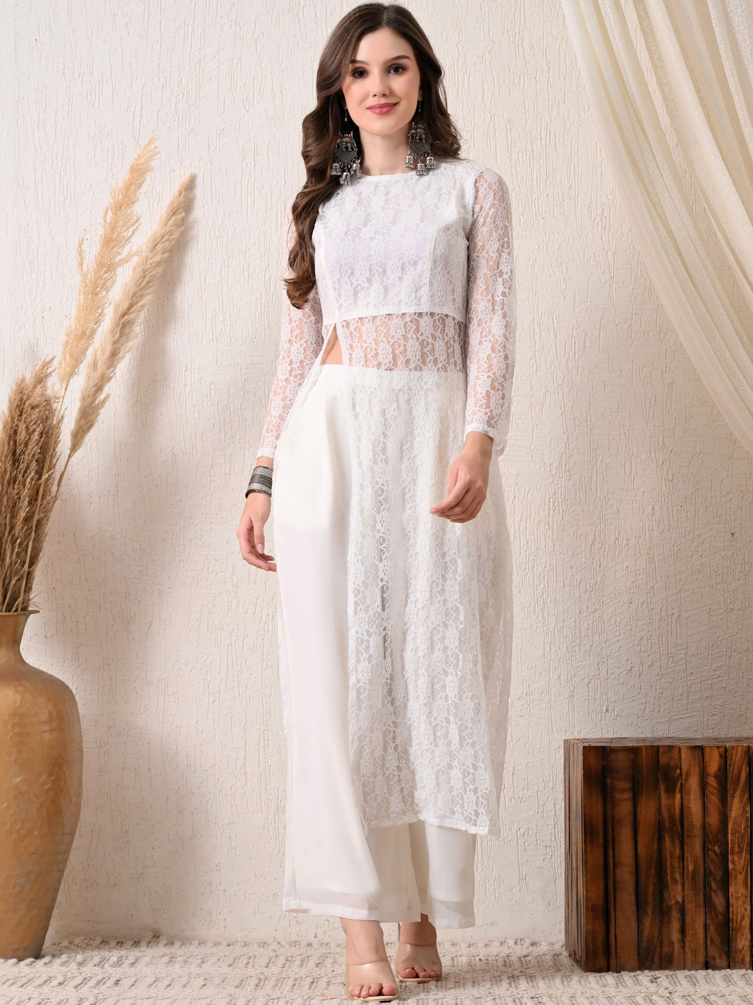 V&M Women Regular Kurta with Palazzos