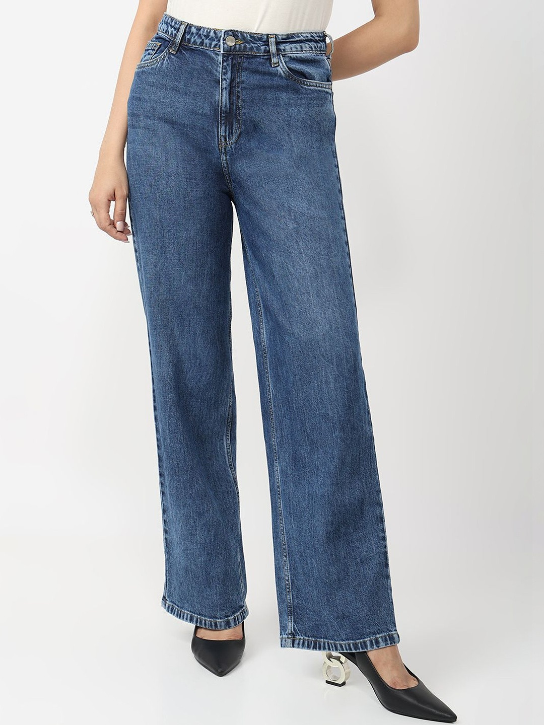 Kraus Jeans Women Straight Fit High-Rise Light Fade Jeans