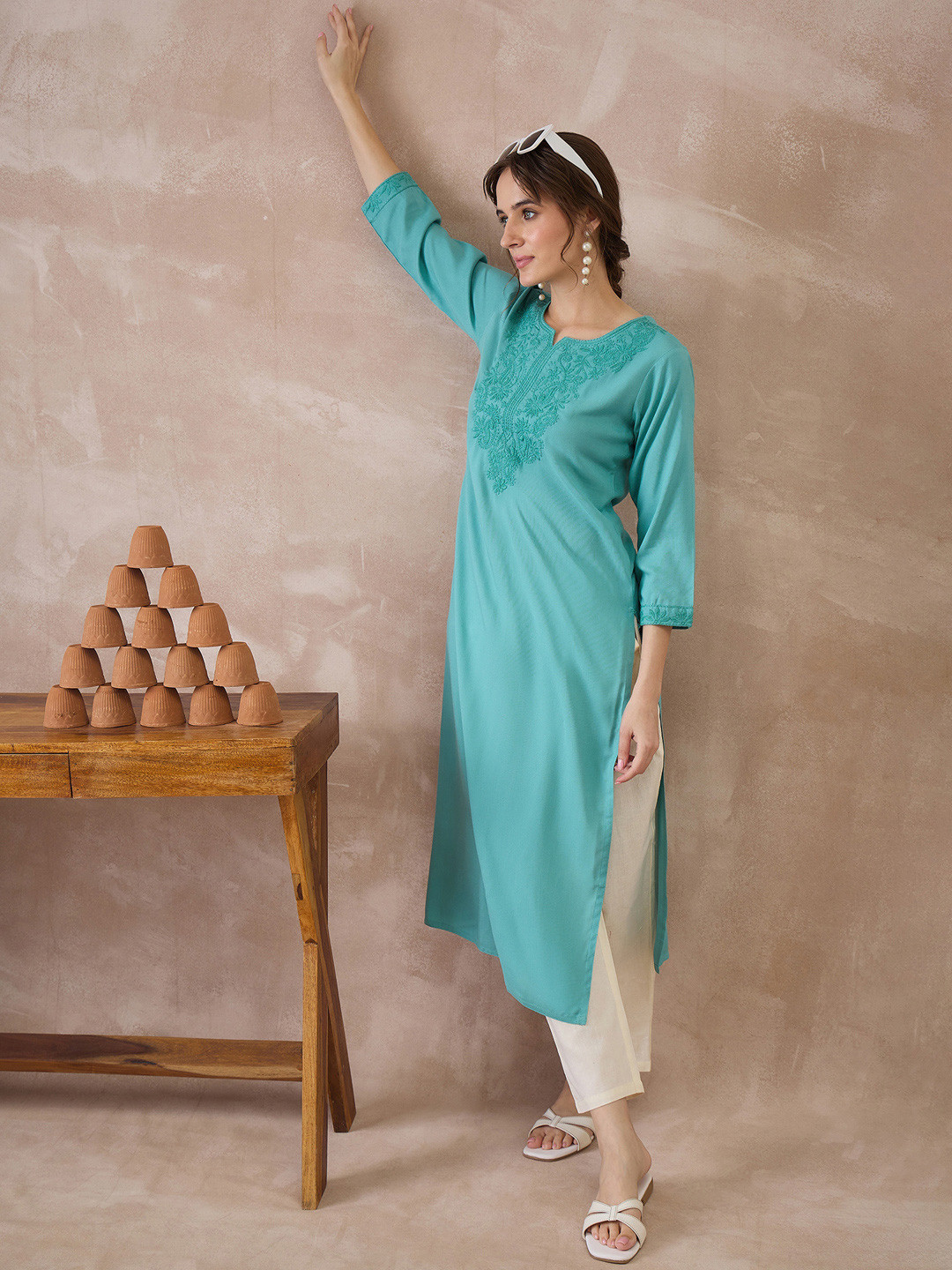 Indo Era Women Floral Embroidered Thread Work Floral Kurta