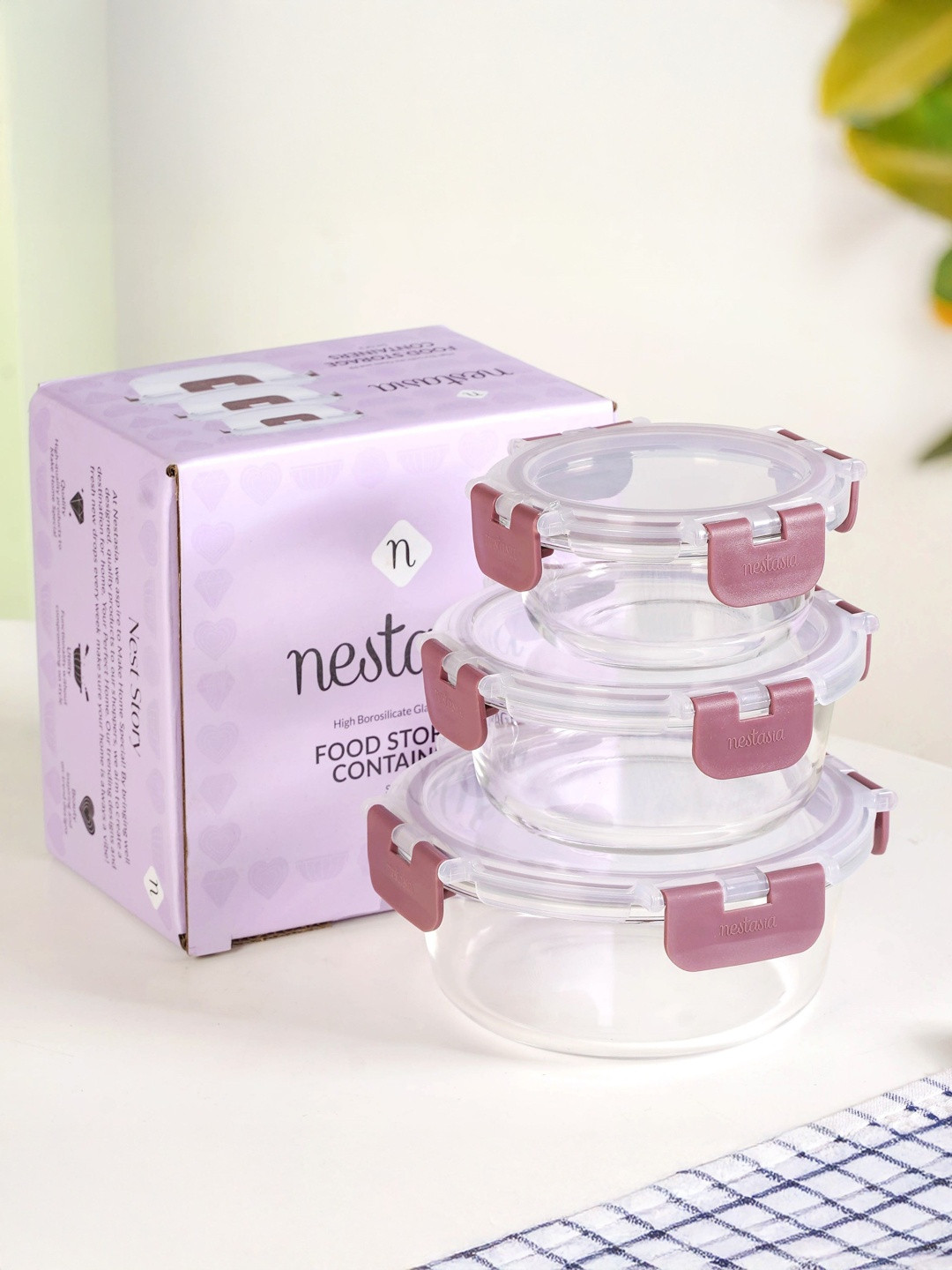 Nestasia Transparent Glass Dishwasher & Microwave 3 Pieces Clip-On Fridge Containers