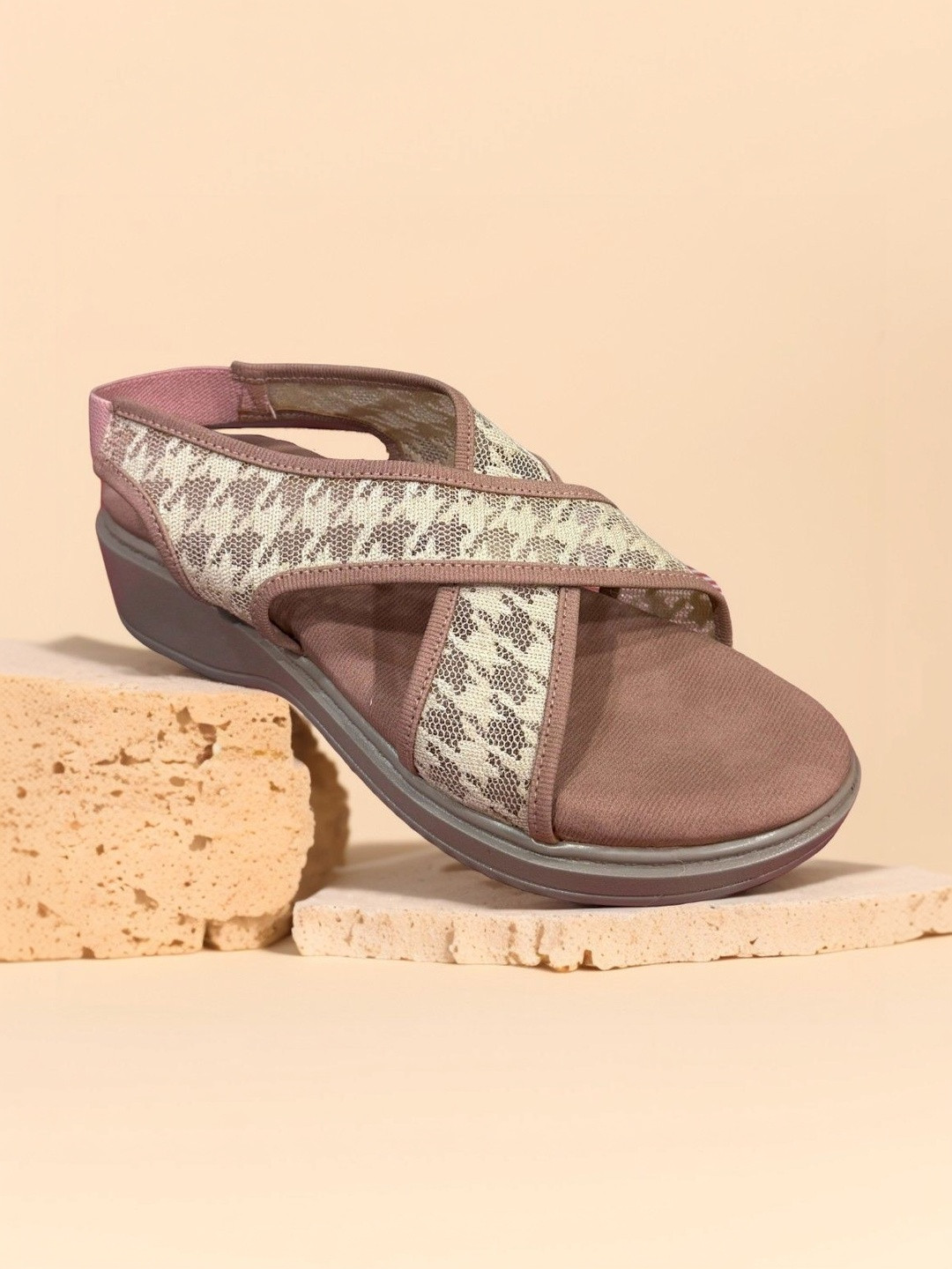RJ FOOTWEAR Women Comfort Sandals