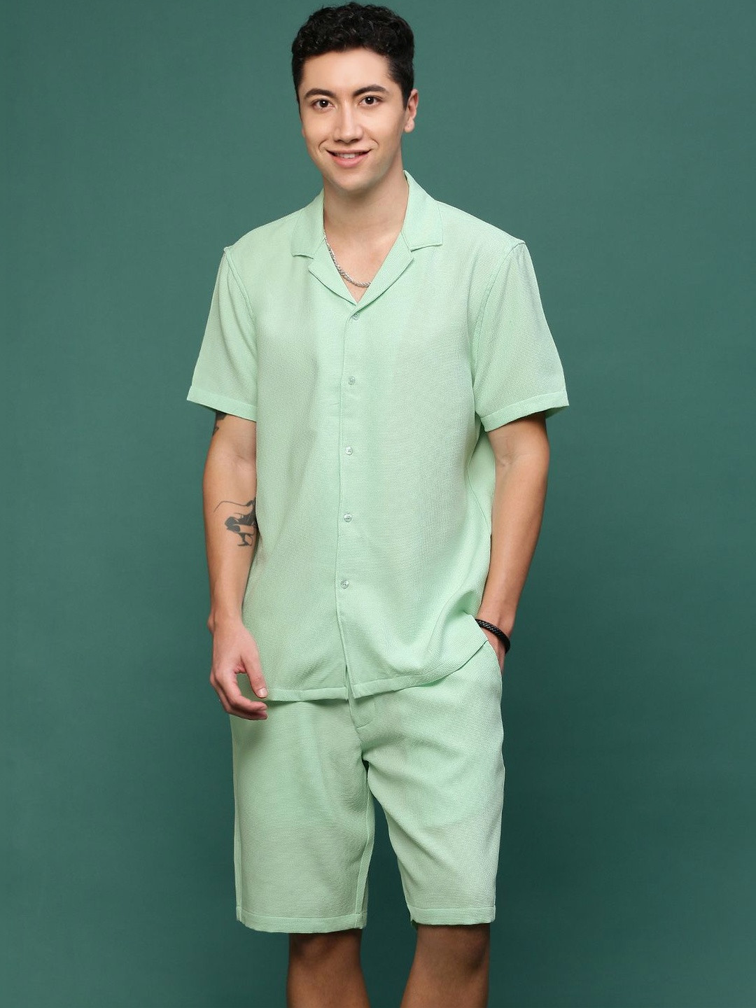 SHOWOFFFF Cotton Blend Shirt With Shorts Co-Ords