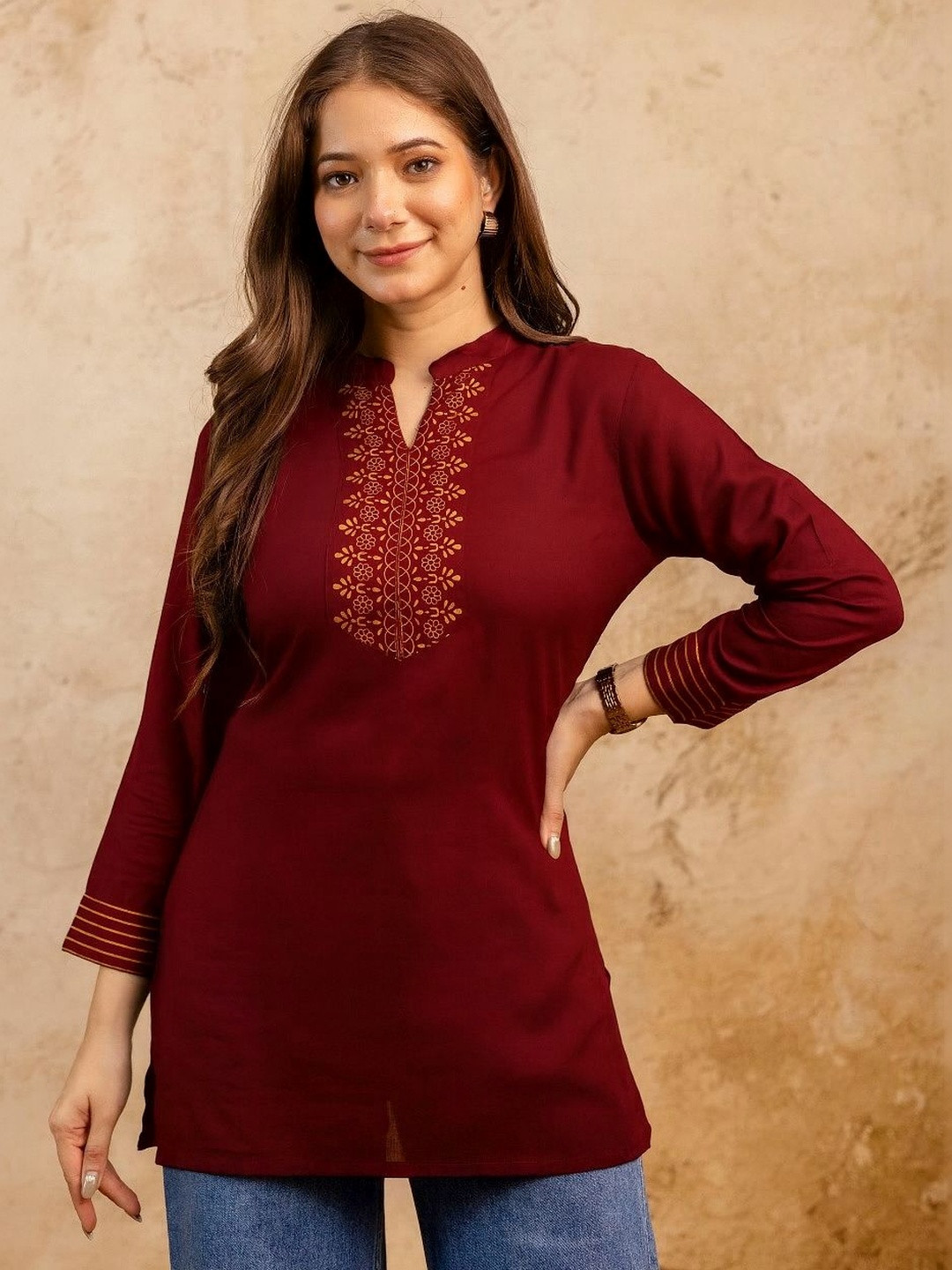 Mialo fashion Ethnic Motifs Embellished Kurti