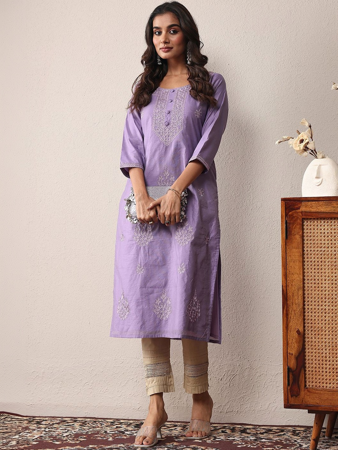Libas Women Floral Embroidered Chanderi Silk Kurta