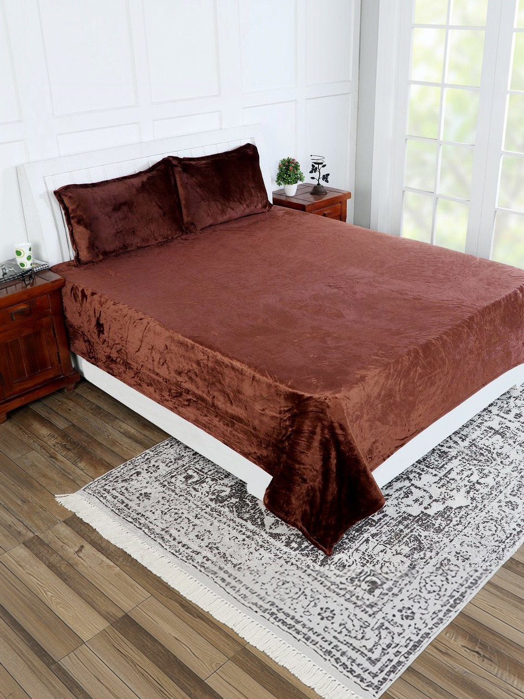 RD TREND Coffee 300 TC Woolen King Size Bedsheet & 2 Pillow Covers 90x100 inch