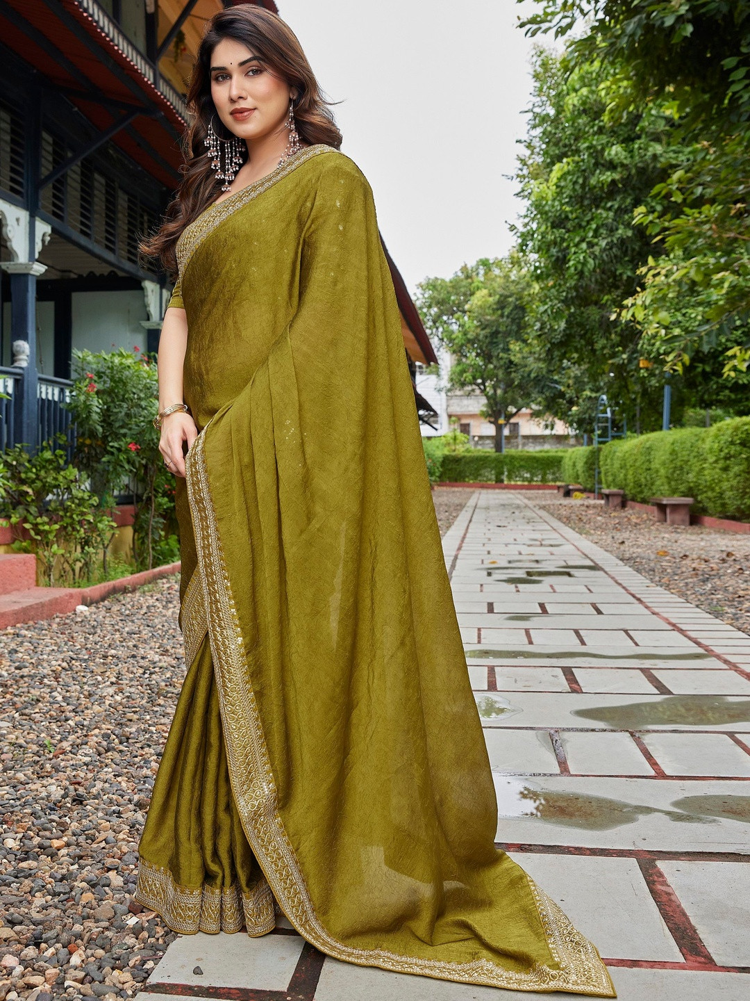 HERE&NOW Embellished Embroidered Heavy Work Saree