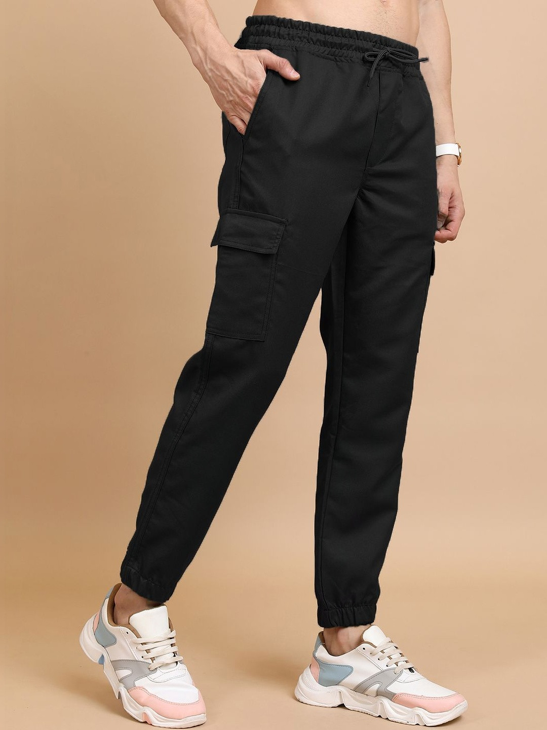 MANCREW Men Classic Wrinkle Free Cargos Trousers