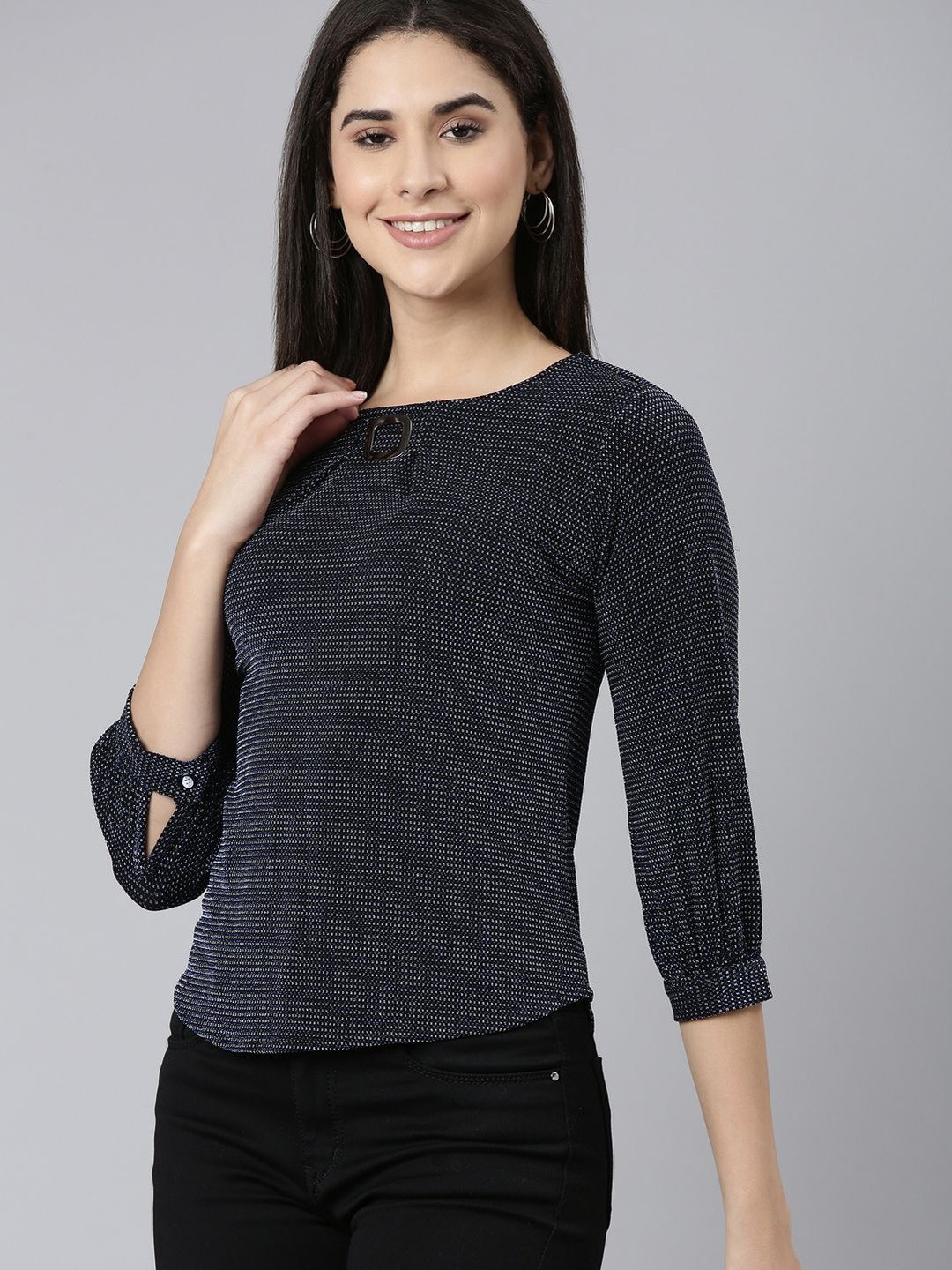 SHOWOFFFF Top