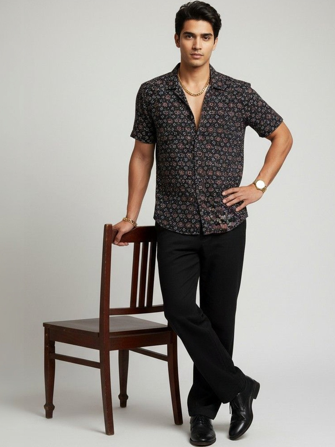 TRULOOM Men Classic Floral Printed Casual Shirt