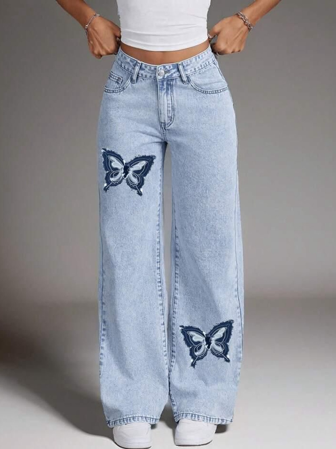 Crazeis Women Comfort Straight Fit High-Rise Light Fade Embroidered Stretchable Jeans