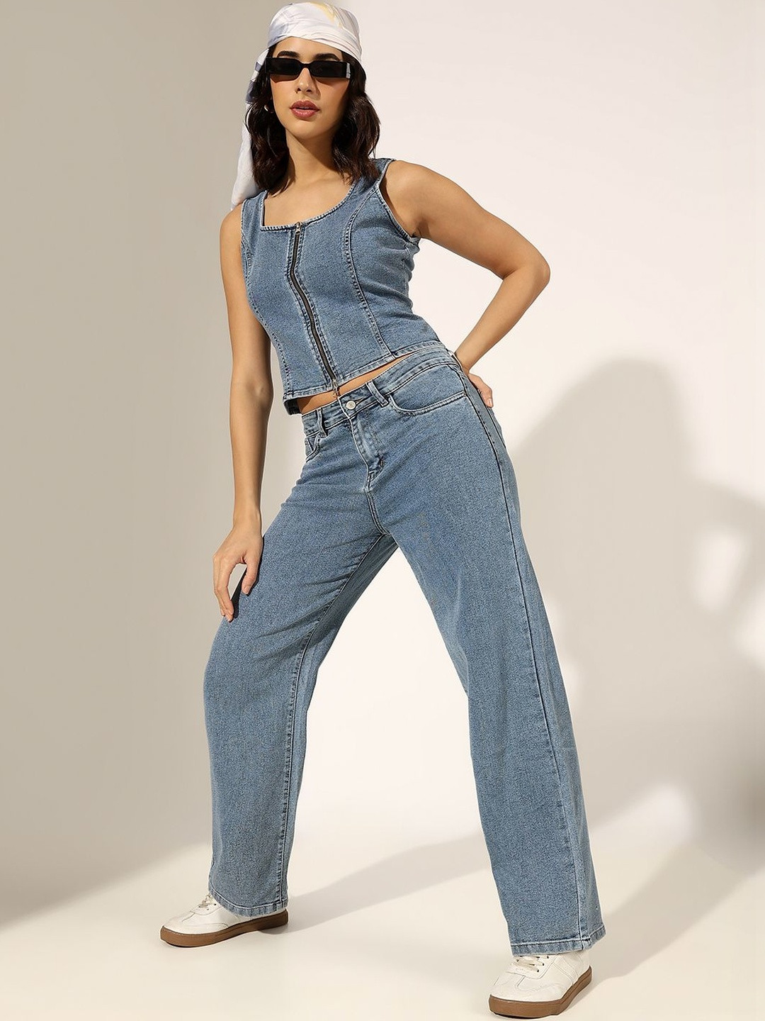SHOWOFFFF Scoop Neck Top & Jeans Co-Ords