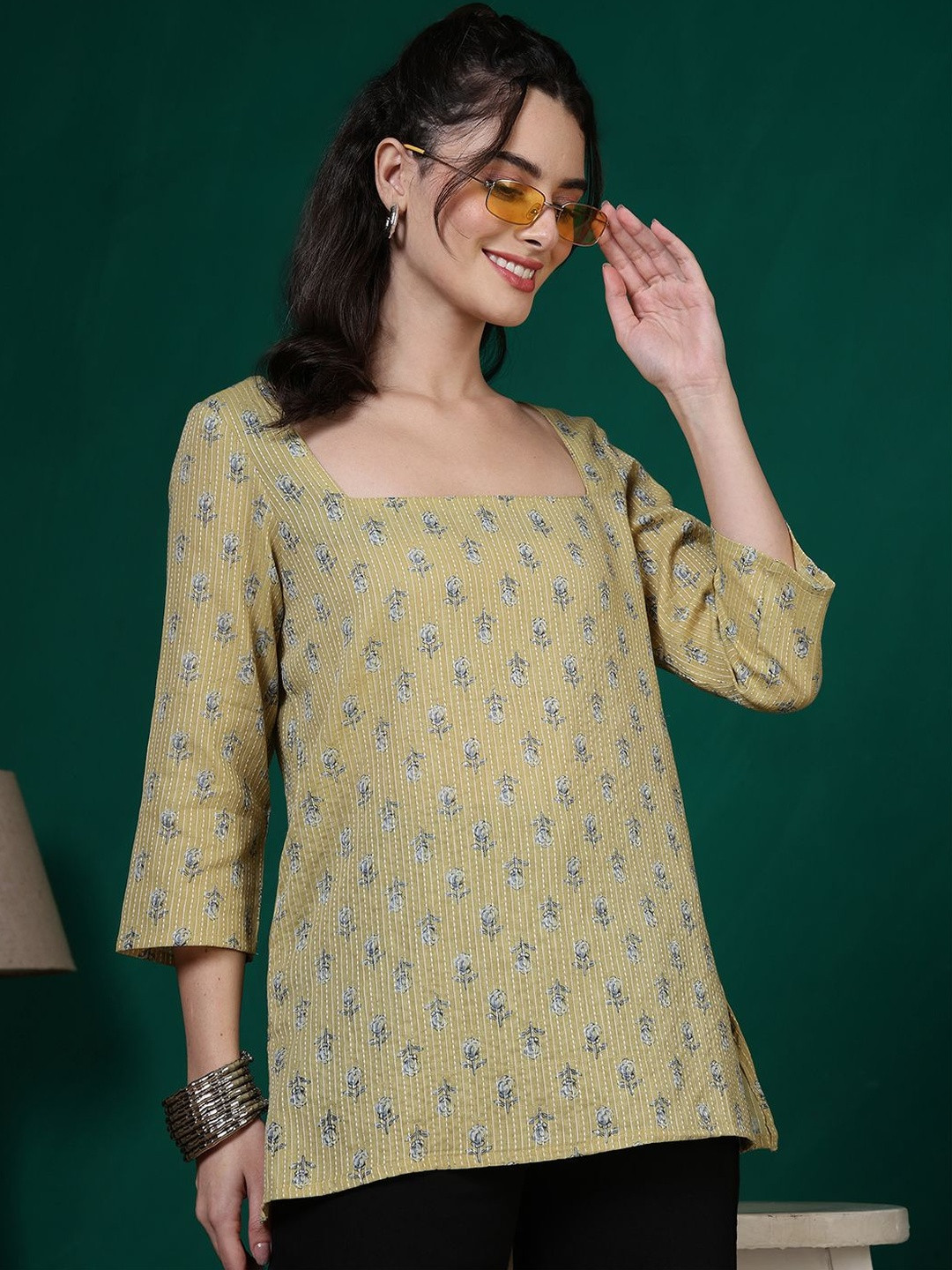 Anouk Rustic Floral Printed Square Neck Pure Cotton Kurti
