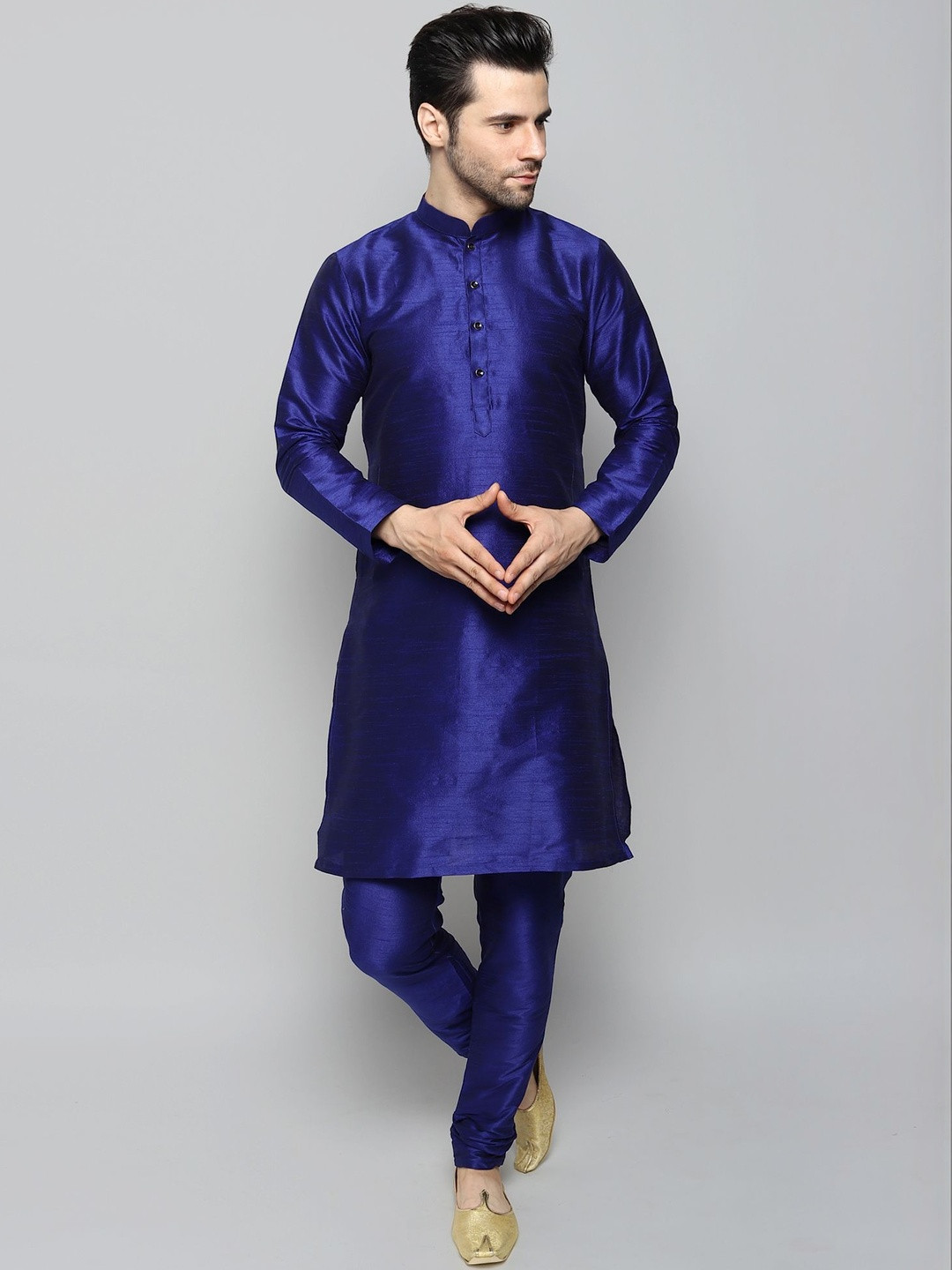 Uri and MacKenzie Men Regular Kurta with Churidar