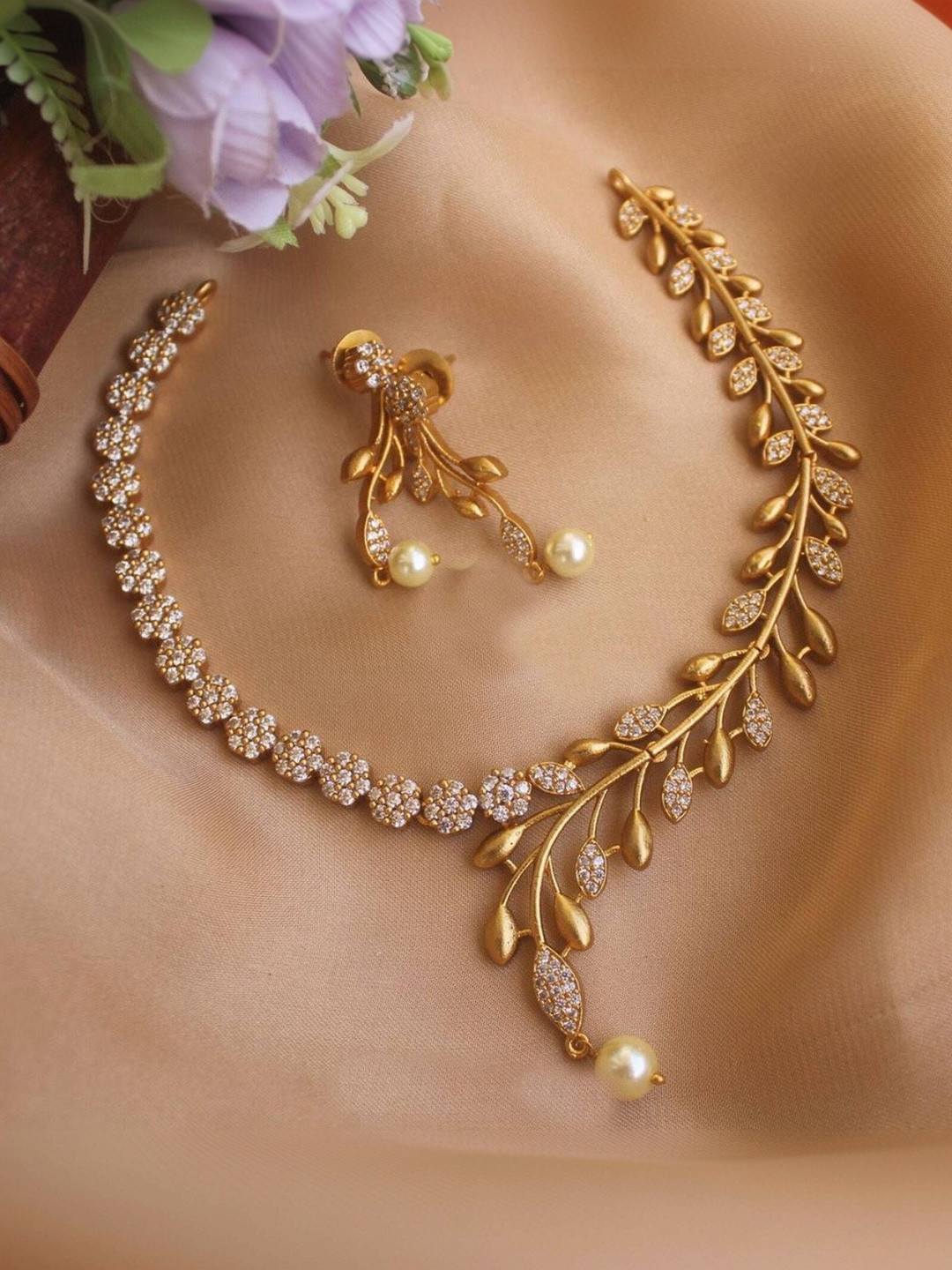 Super Weston Gold-Plated Stone-Studded Jewellery Set