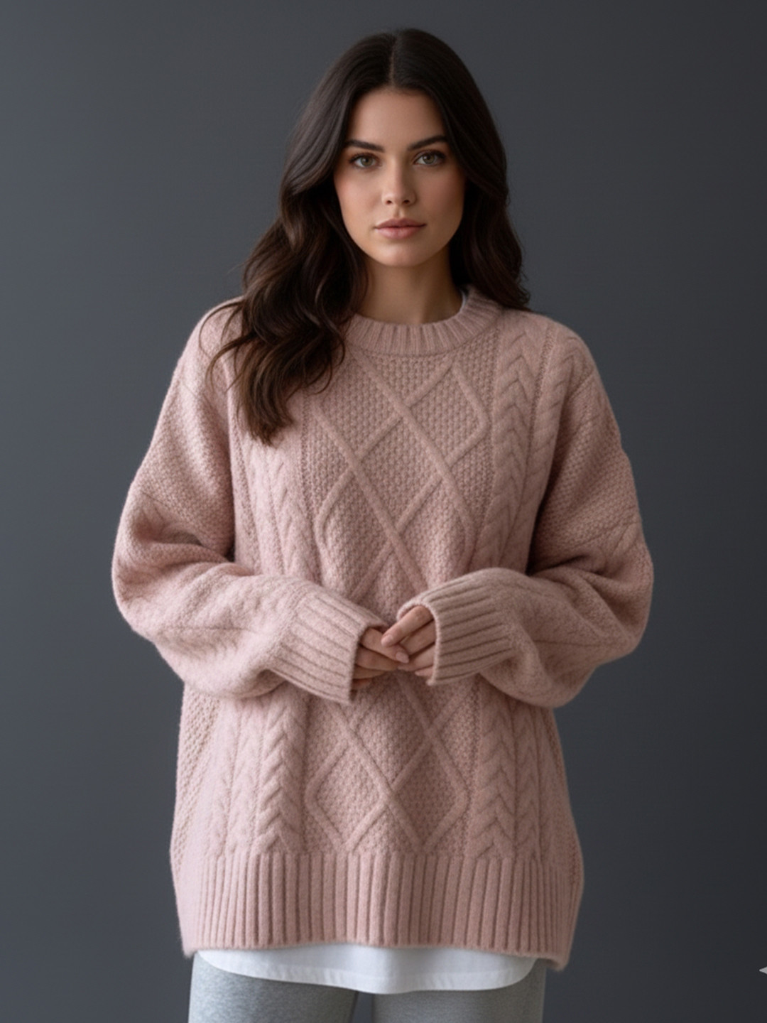 bebe Round Neck Long Sleeves Pullover Sweaters