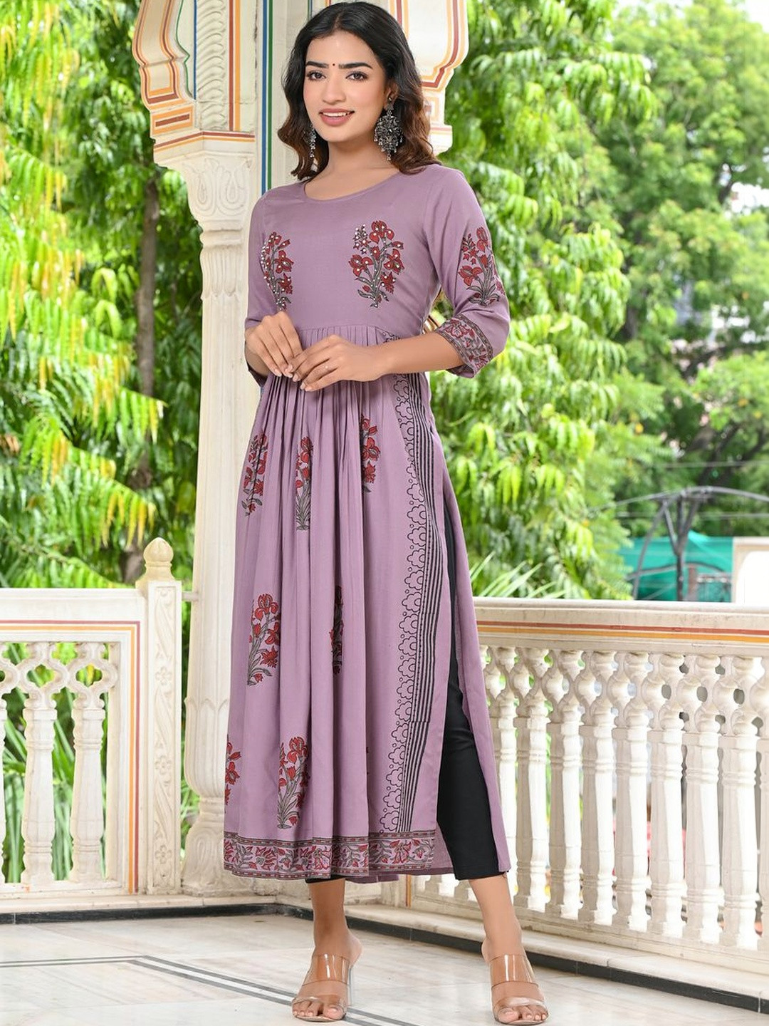 SALE MANTRA Women Floral Printed Indie Prints Kurta