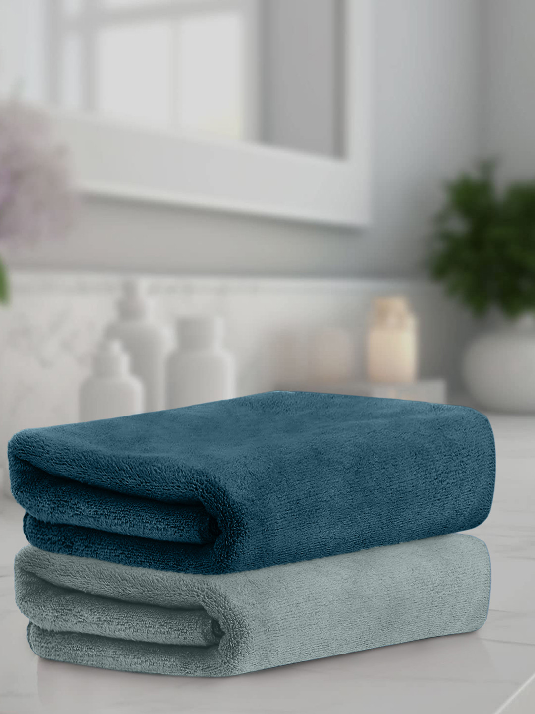 HOUSSE 2 Pieces Sea Green & Teal Blue Microfibre 450 GSM Hand Towels
