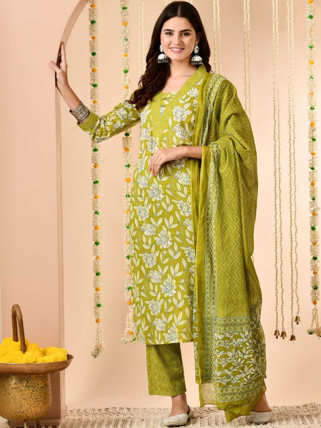 KALINI Women Floral Printed Regular Pure Cotton Kurta with Trousers & With Dupatta
