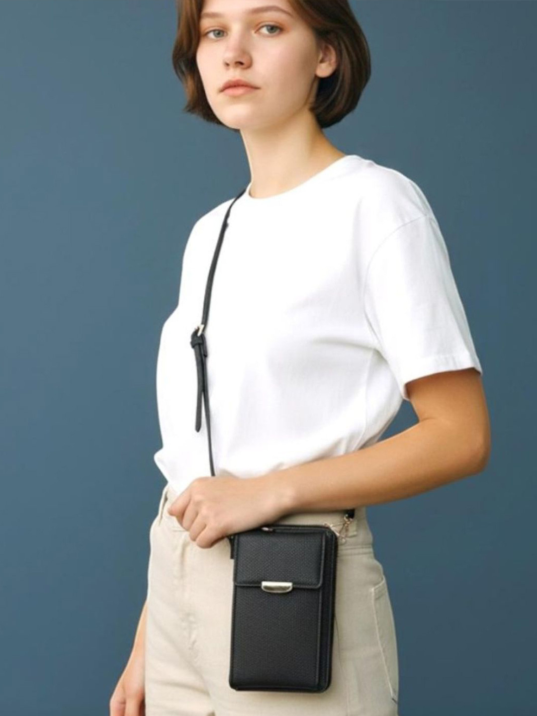 CRUSSET Crossbody Flap Mobile Sling Bag