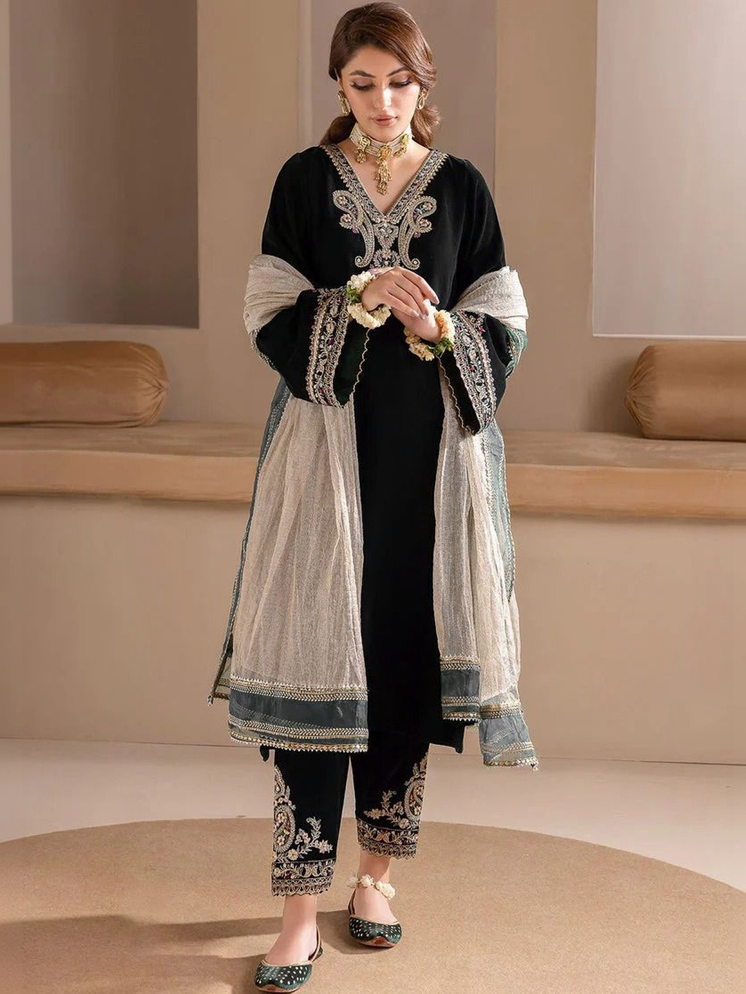 TRYAMBAKAM Women Ethnic Motifs Embroidered Regular Thread Work Velvet Kurta with Trousers & With Dupatta