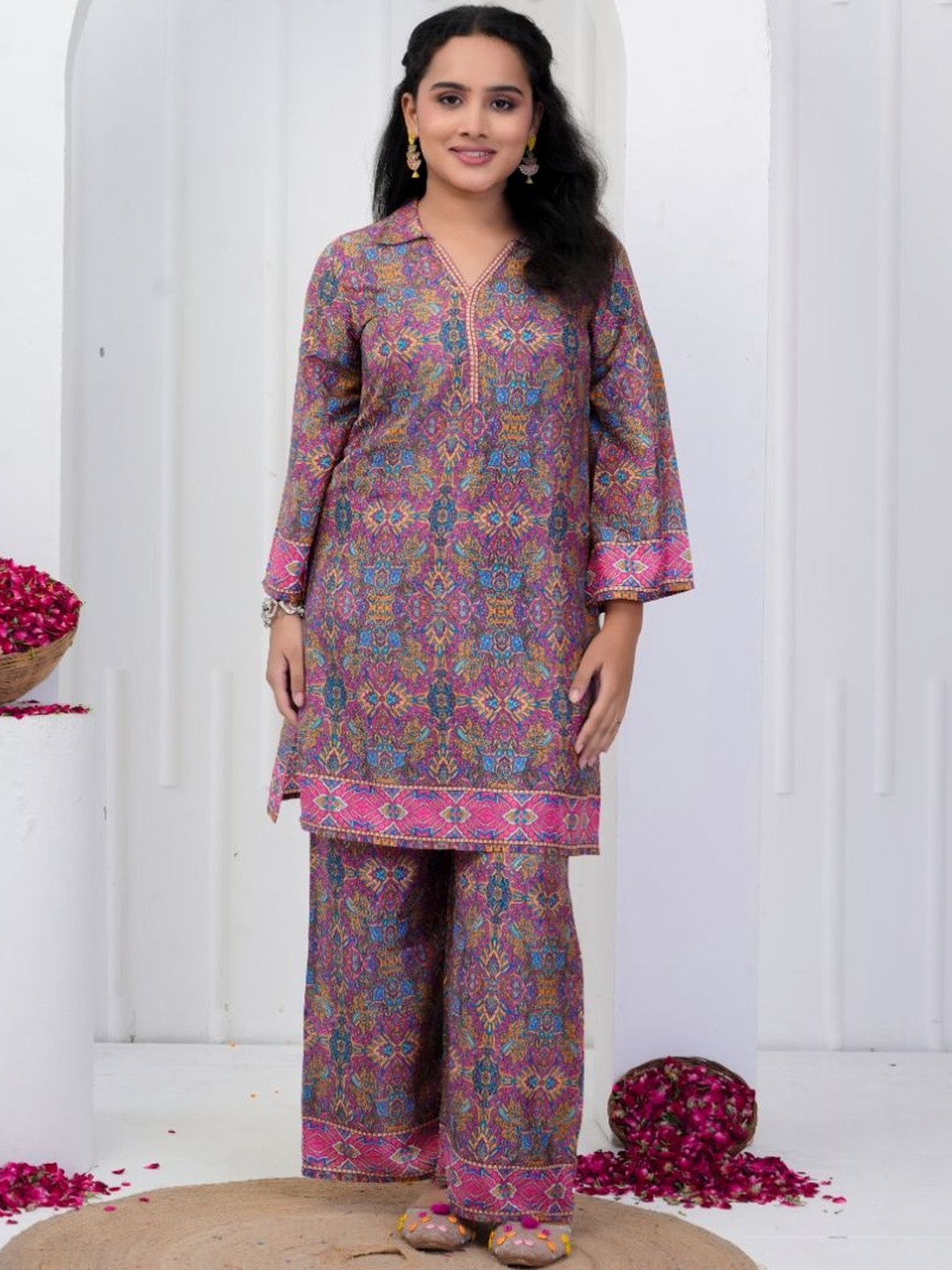 YASH GALLERY Printed Shirt Collar Tunic & Palazzos Co-Ords