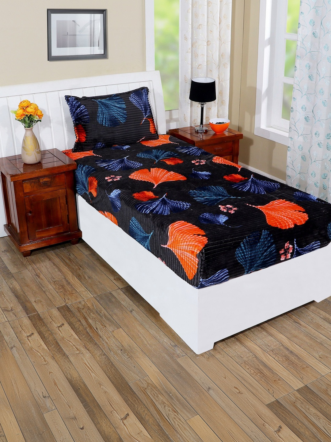 RD TREND Wool Black 300 TC Single Fine Bedsheet with Pillow Cover