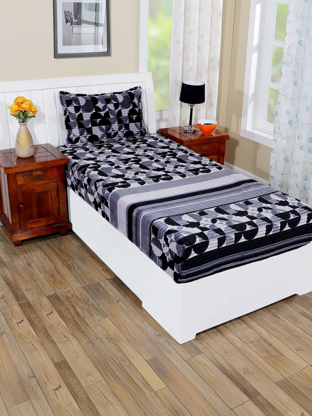RD TREND Wool Black 300 TC Single Fine Bedsheet with Pillow Cover