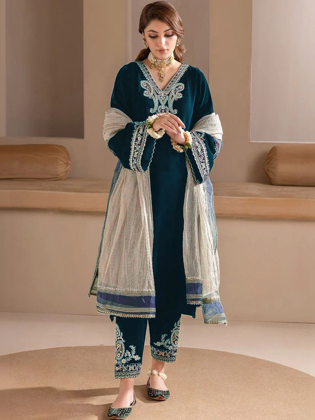 TRYAMBAKAM Women Ethnic Motifs Embroidered Regular Thread Work Velvet Kurta with Trousers & With Dupatta