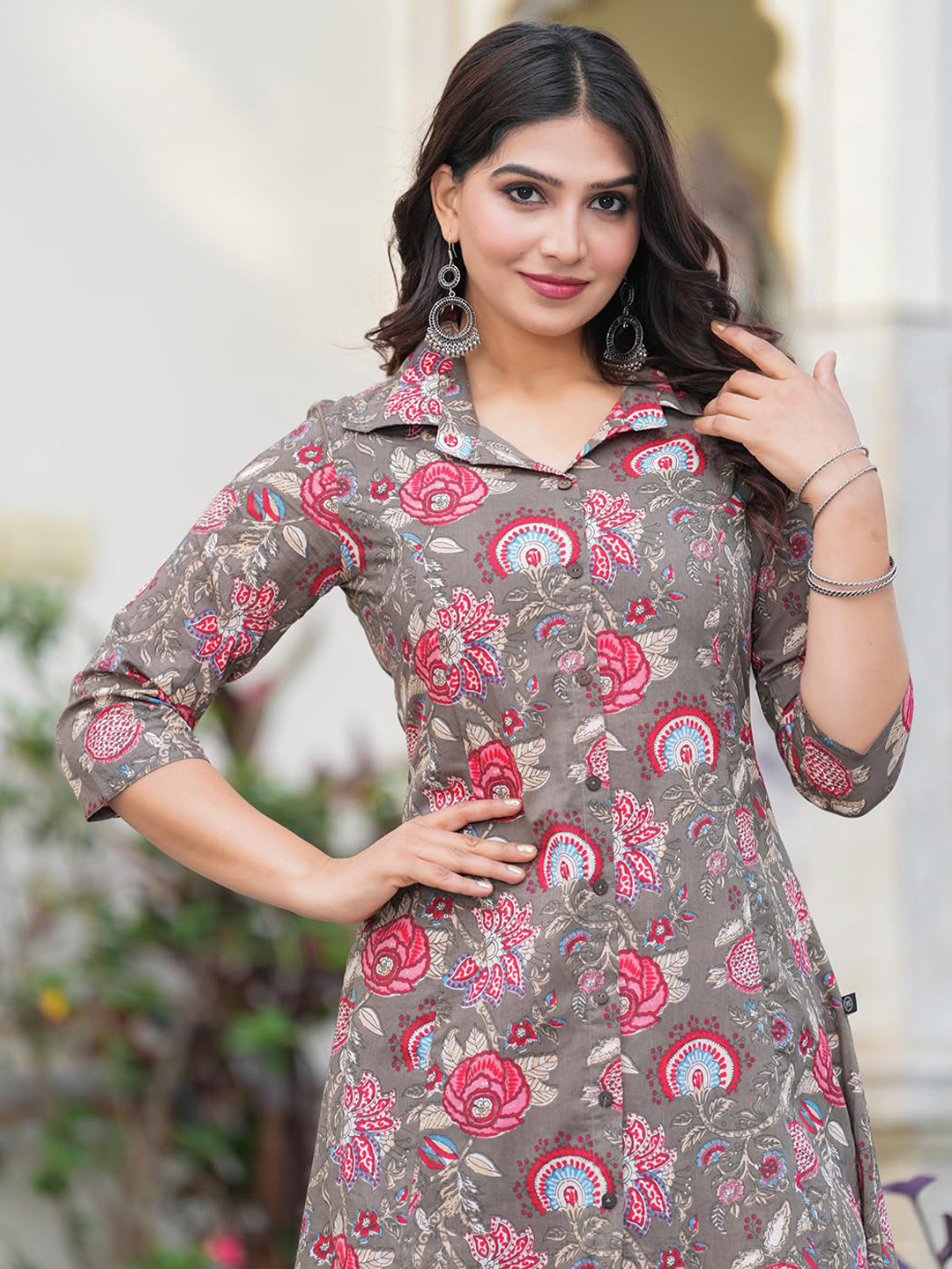 Pistaa Women Floral Printed Regular Pure Cotton Kurta with Trousers