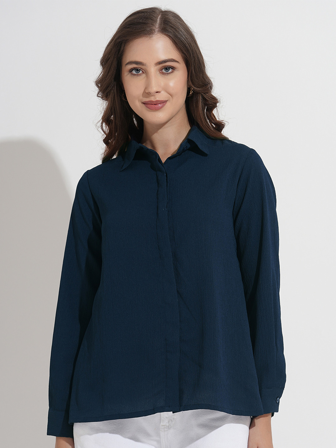 Murcia Women Classic Spread Collar Solid Casual Shirt