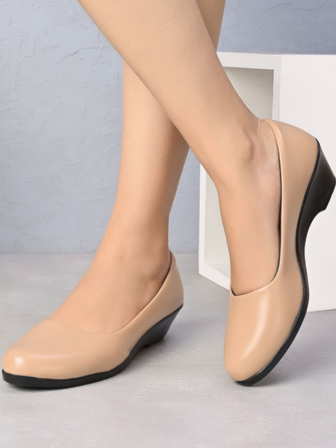 XE Looks Soft & Stylish Wear Comfortable Ballerinas