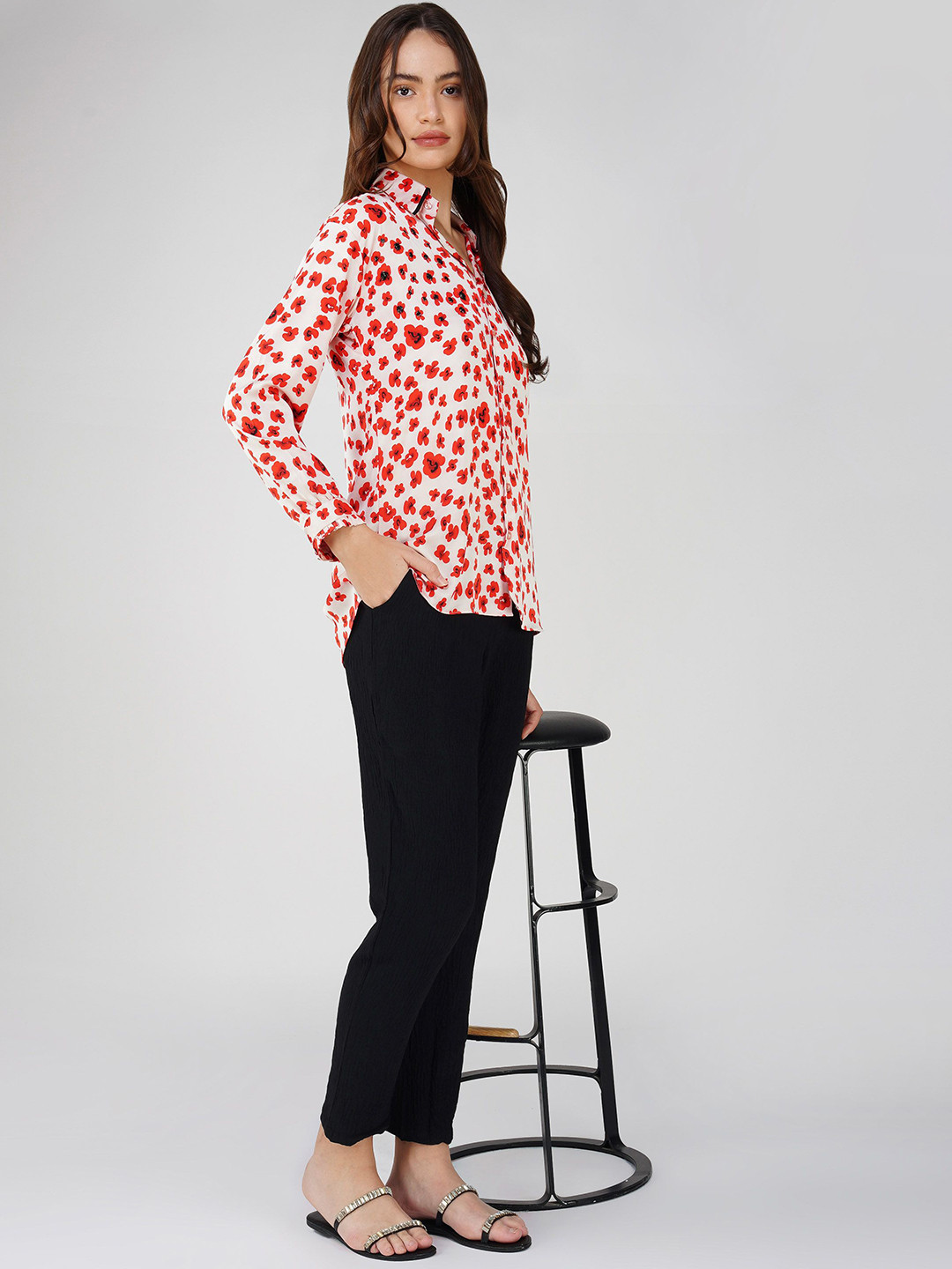 Bindigasm Women Relaxed Straight Leg Straight Fit Trousers