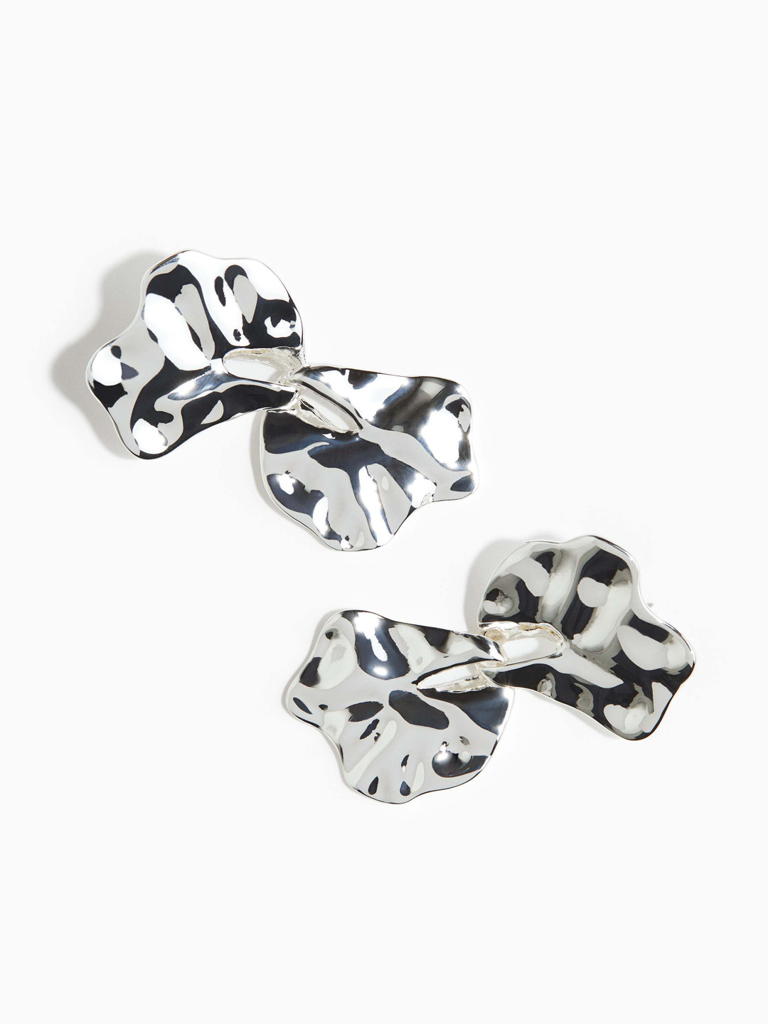 H&M Hammered Pendant Earrings