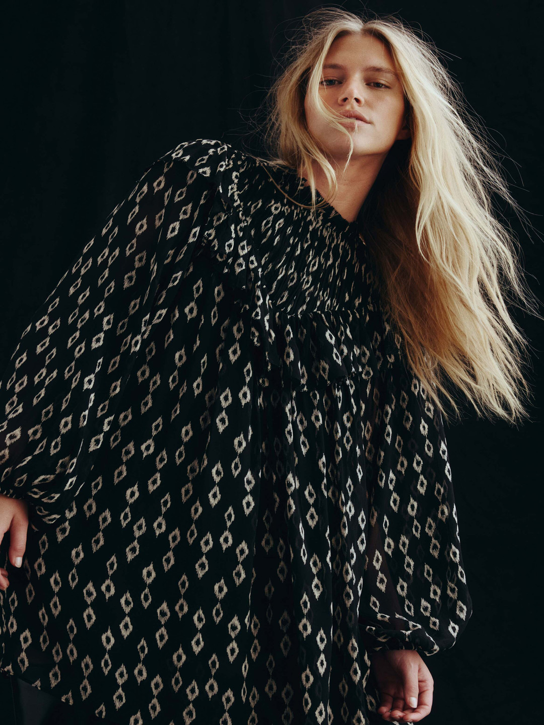 H&M Frill-Trimmed Tunic Dress