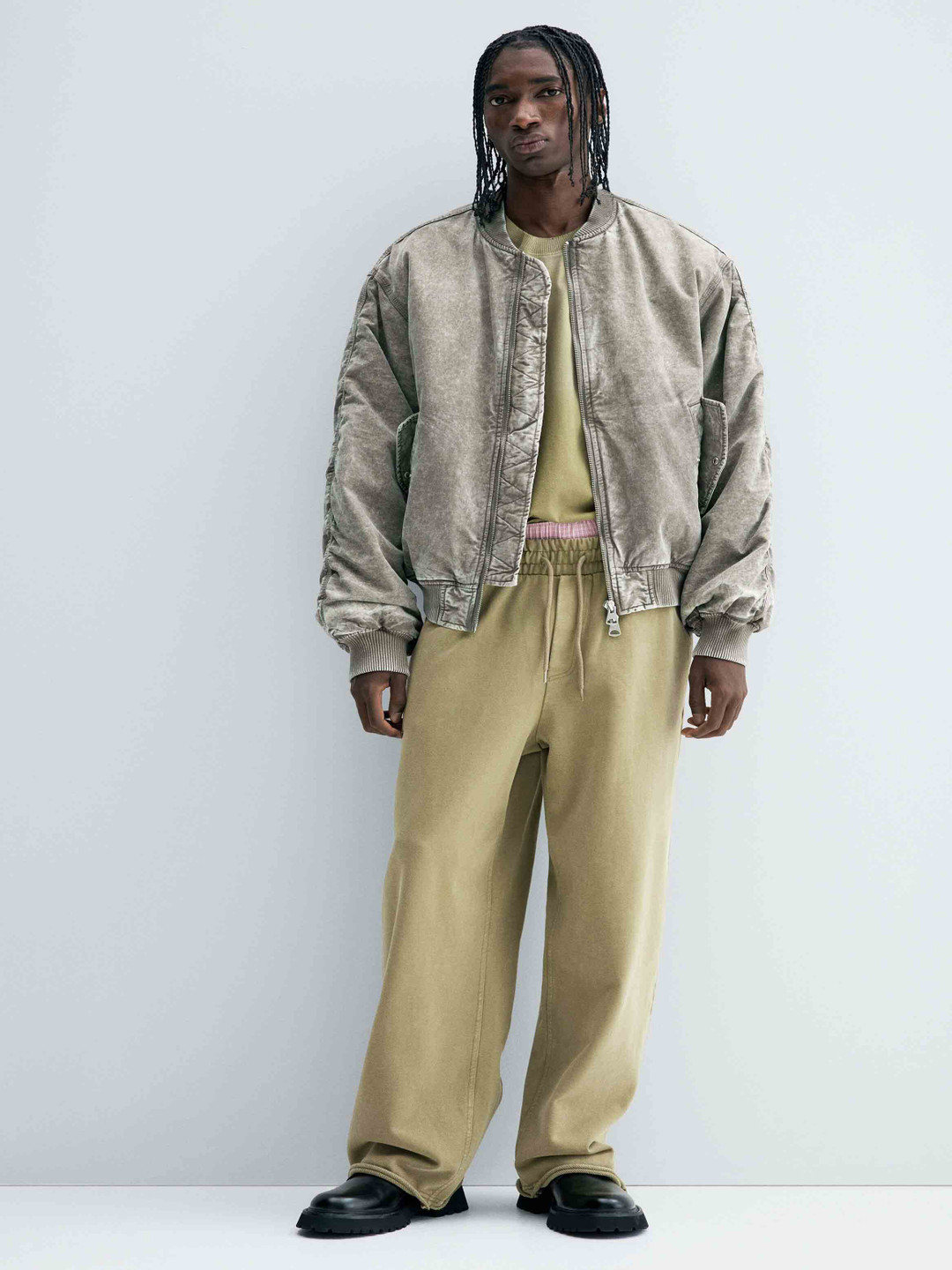 H&M Relaxed Fit Washed Sweatpants