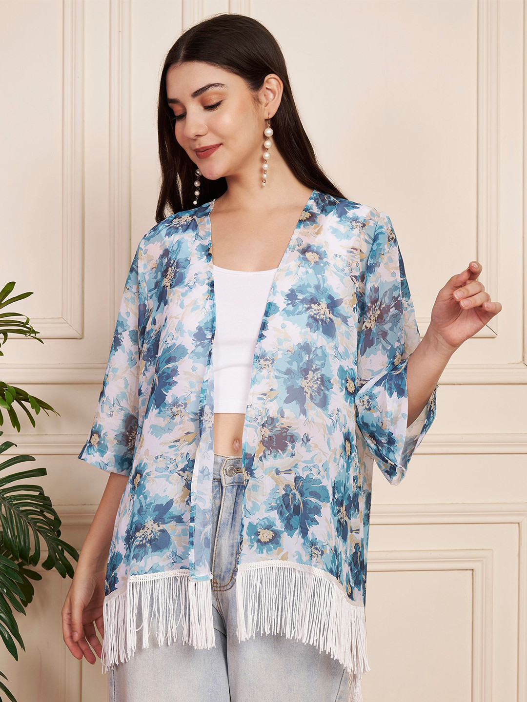 Fbella Women Printed Shrug