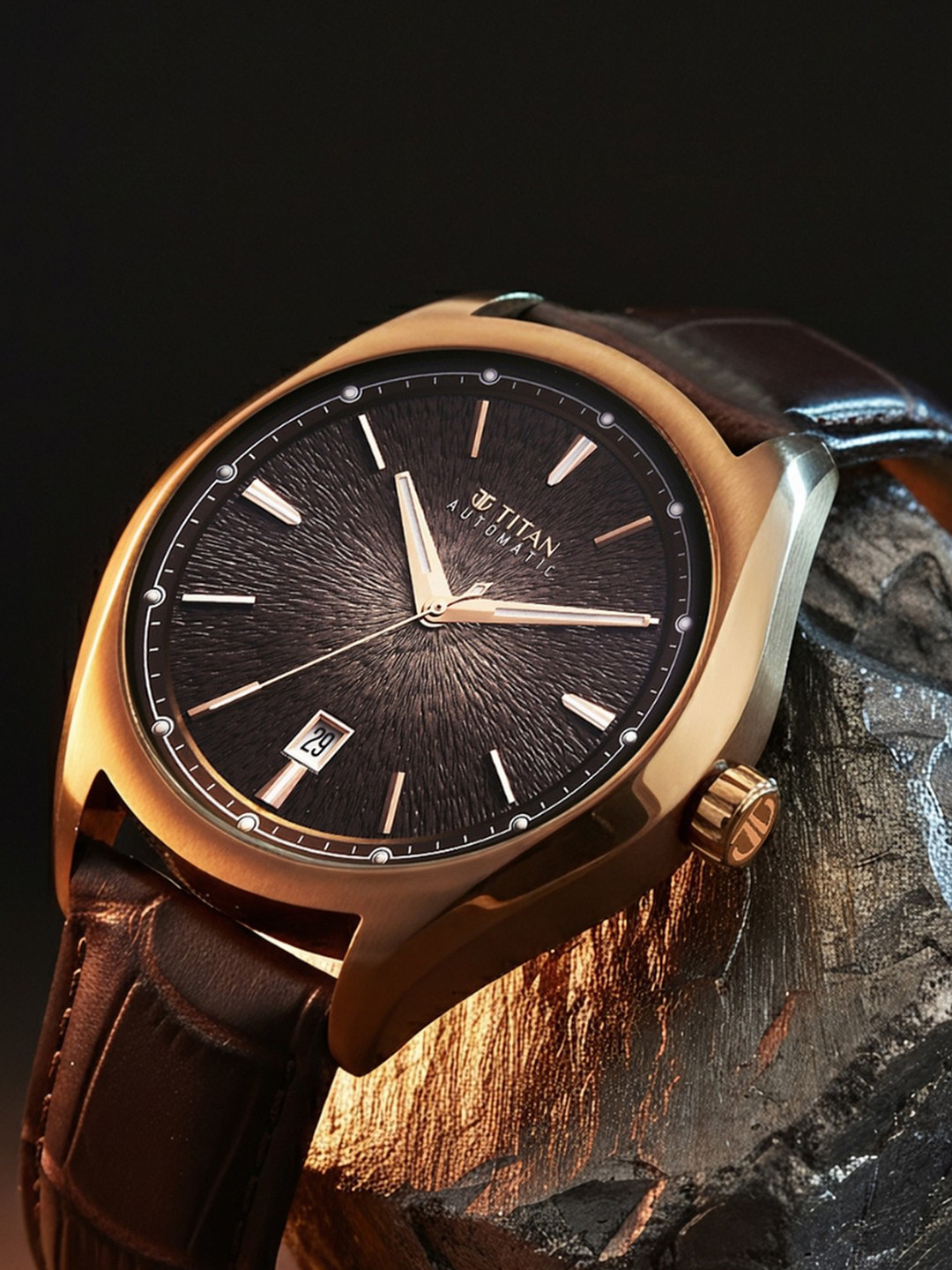 Titan Men Stellar Automatic Motion Leather Straps Watch 10051QL01